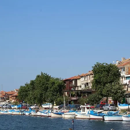 Family Verona Отель Созополь