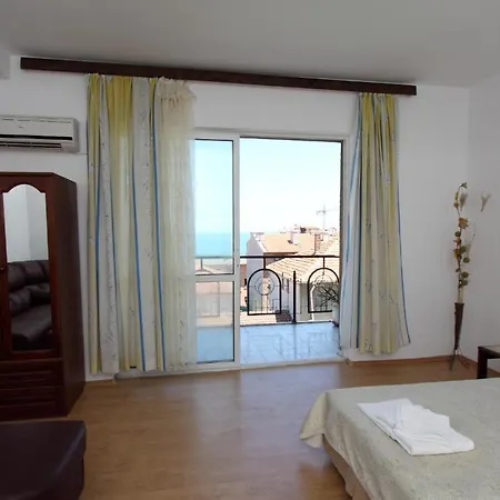 Отель Family Verona 3*