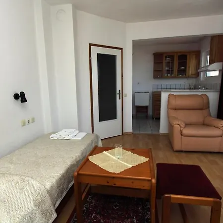 Family Verona Отель 3*