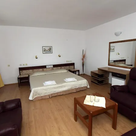 Family Verona Hotel 3*