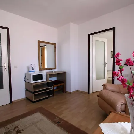 Отель Family Verona 3*